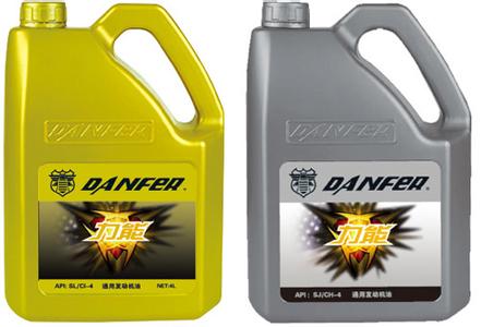 潤滑油灌裝機(jī)成品
